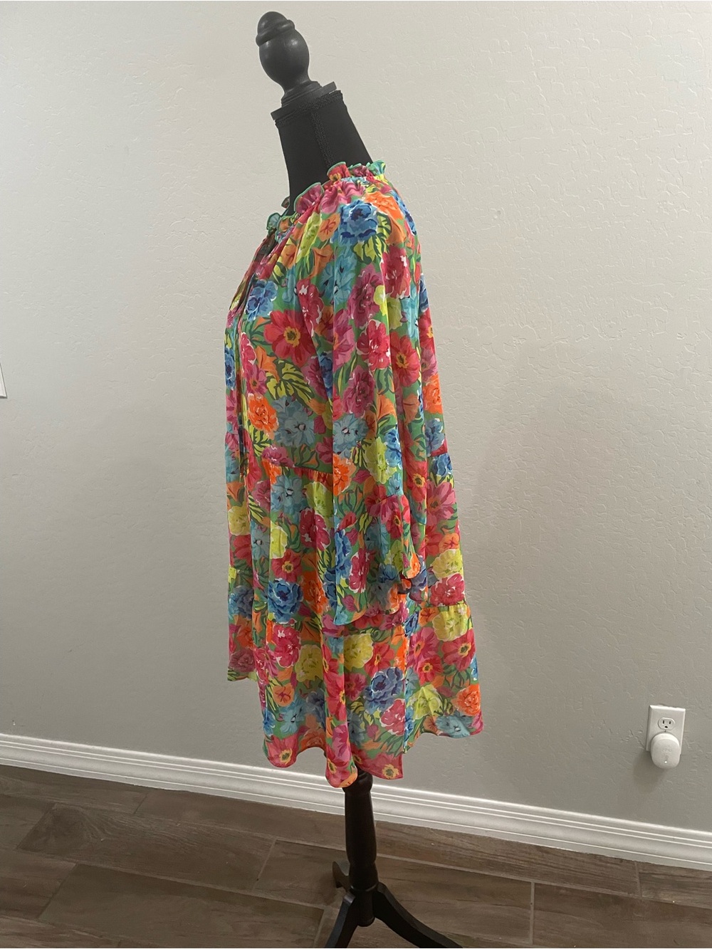 BNWOT Show Me Your MuMu Voila Floral Mini Dress - Picture 5 of 7